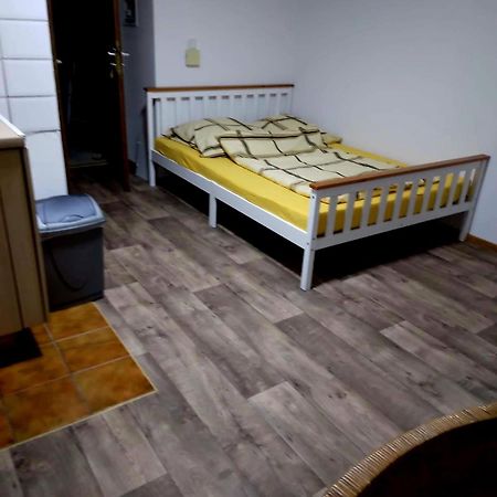 Ferien- Oder Monteurwohnung Stadtnah! Bad Oeynhausen Exteriör bild